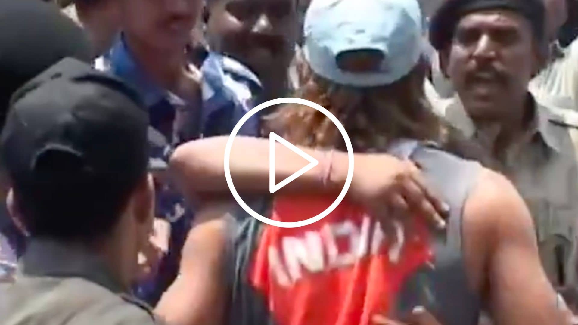 [Watch] When A Fan Girl Got Extremely Close With MS Dhoni